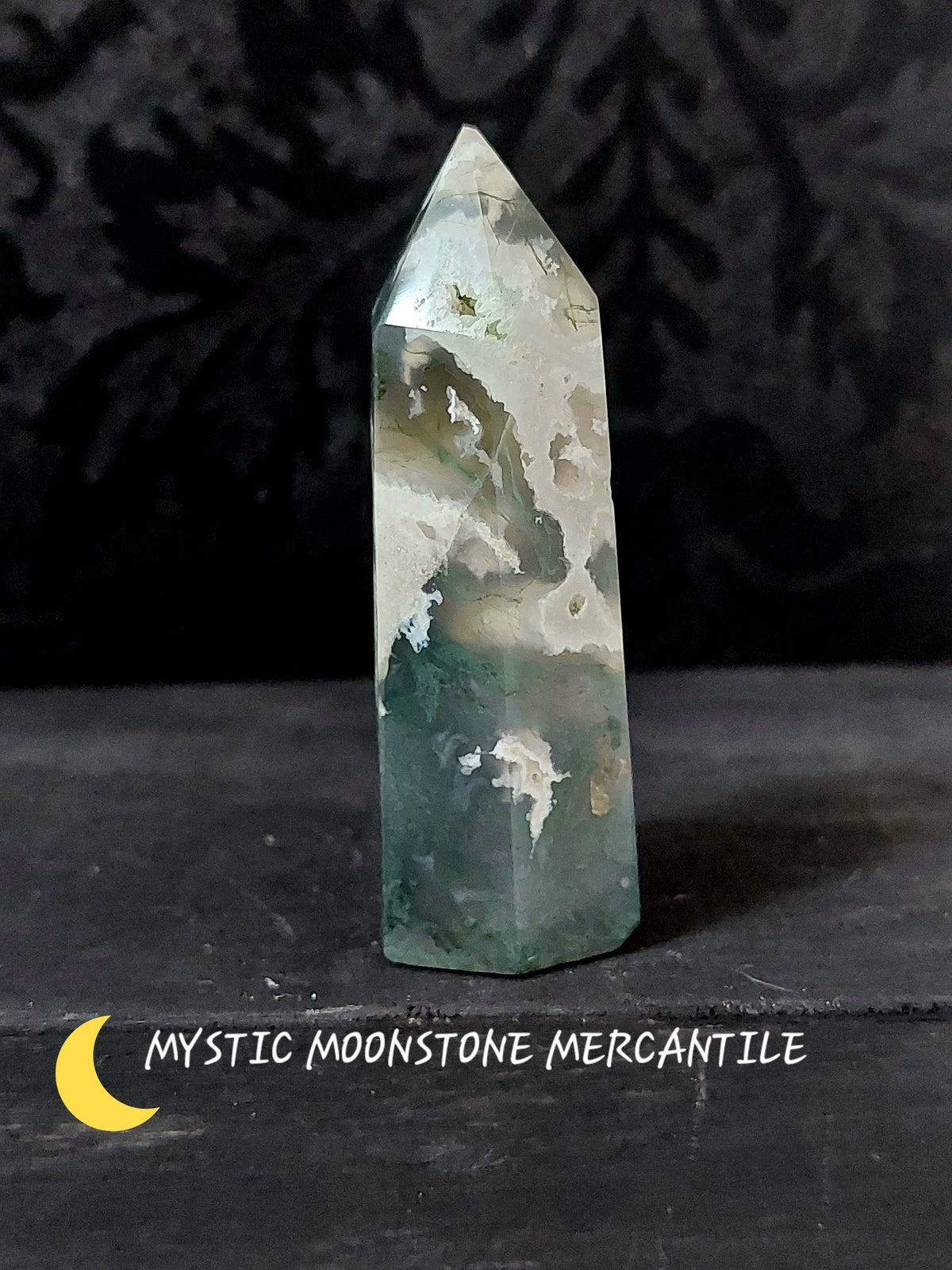 NATURAL GREEN WATER GRASS/ MOSS AGATE TOWER