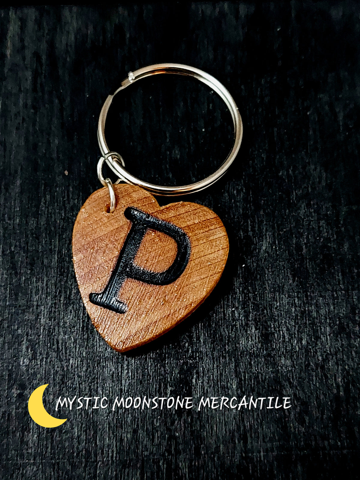 "P" PERSONALIZED WOOD KEYCHAIN