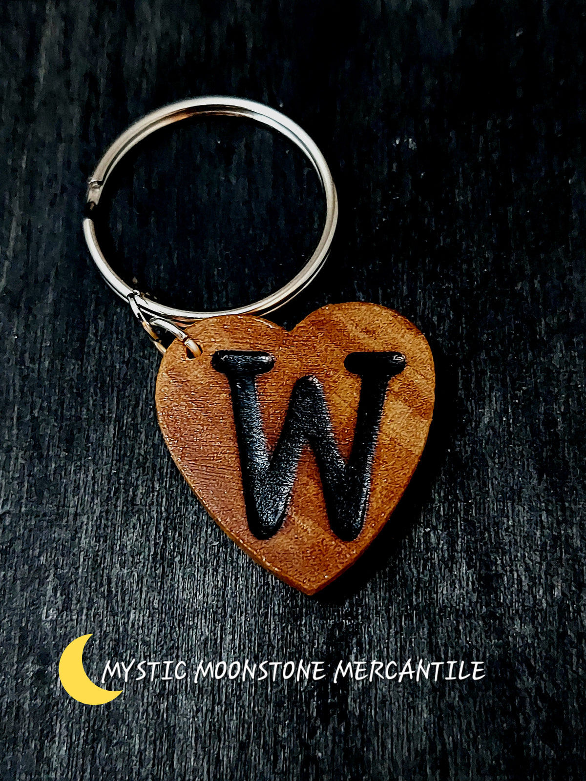 "W" PERSONALIZED WOOD KEYCHAIN