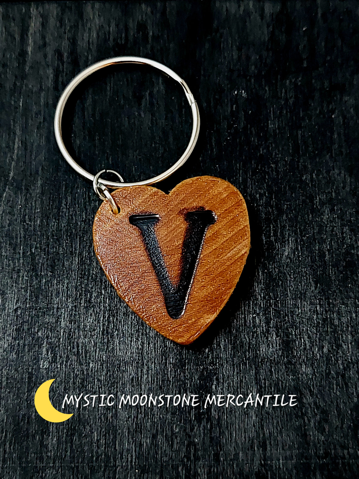 "V" PERSONALIZED WOOD KEYCHAIN