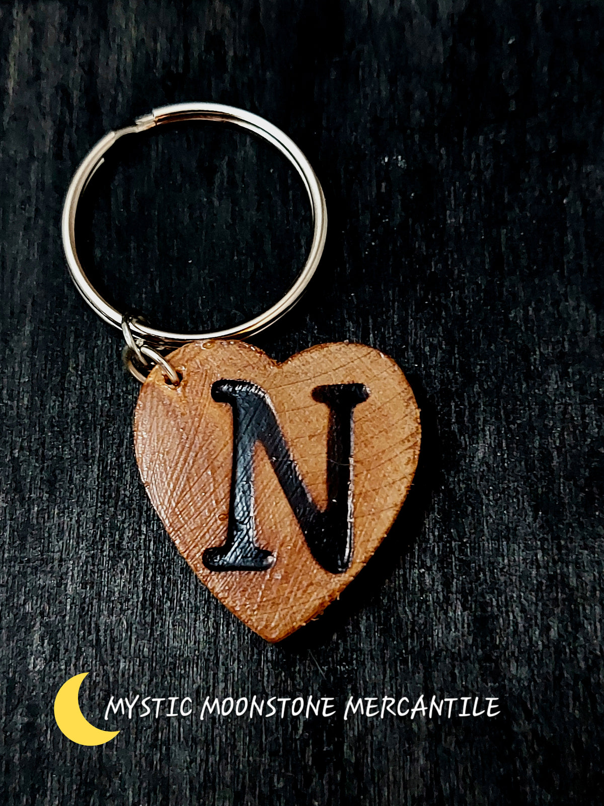 "N" PERSONALIZED WOOD KEYCHAIN