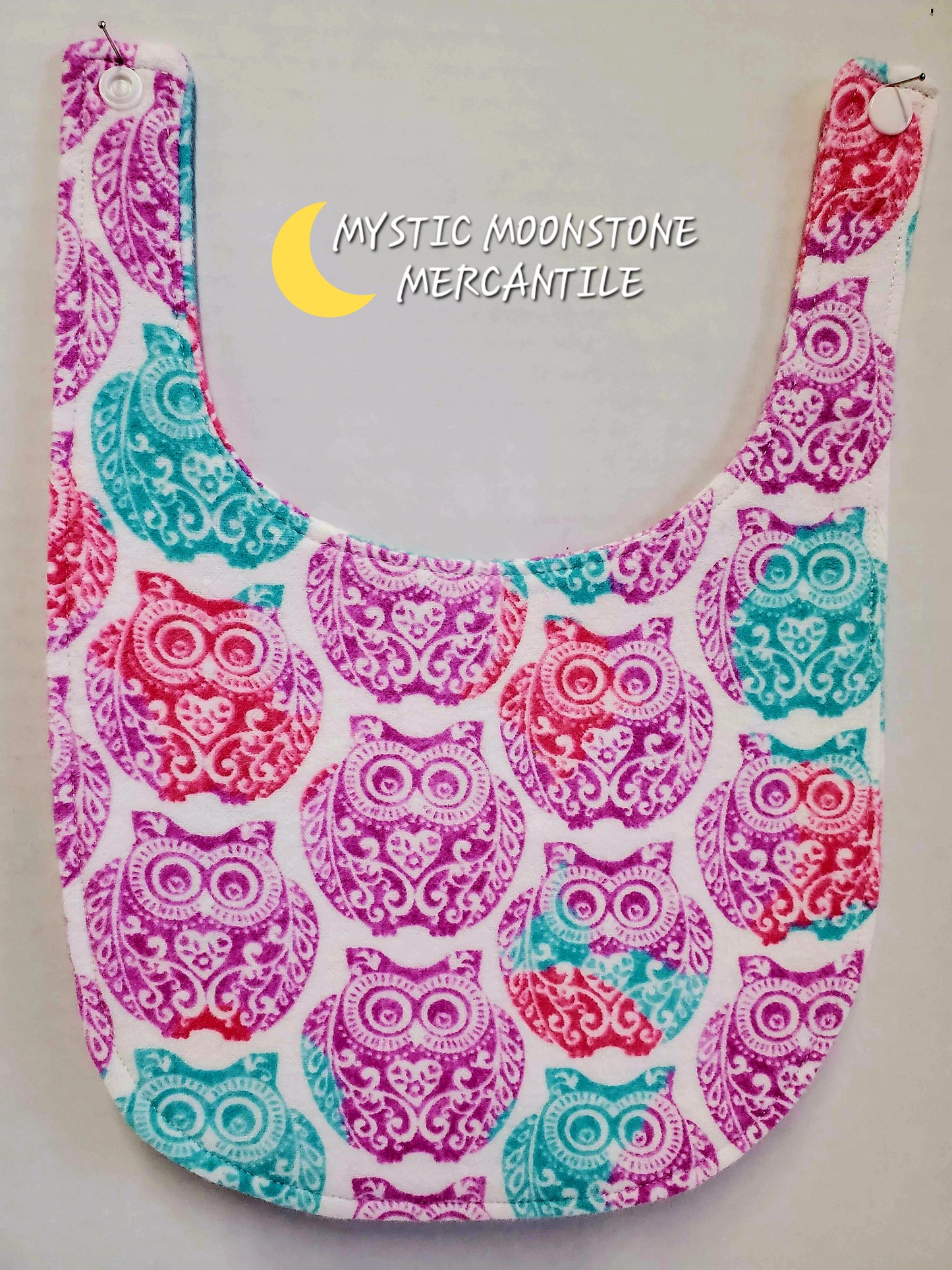 "OWLS" 100% COTTON FLANNEL DOUBLE SIDED BABY BIB WITH SAFTY SNAP.