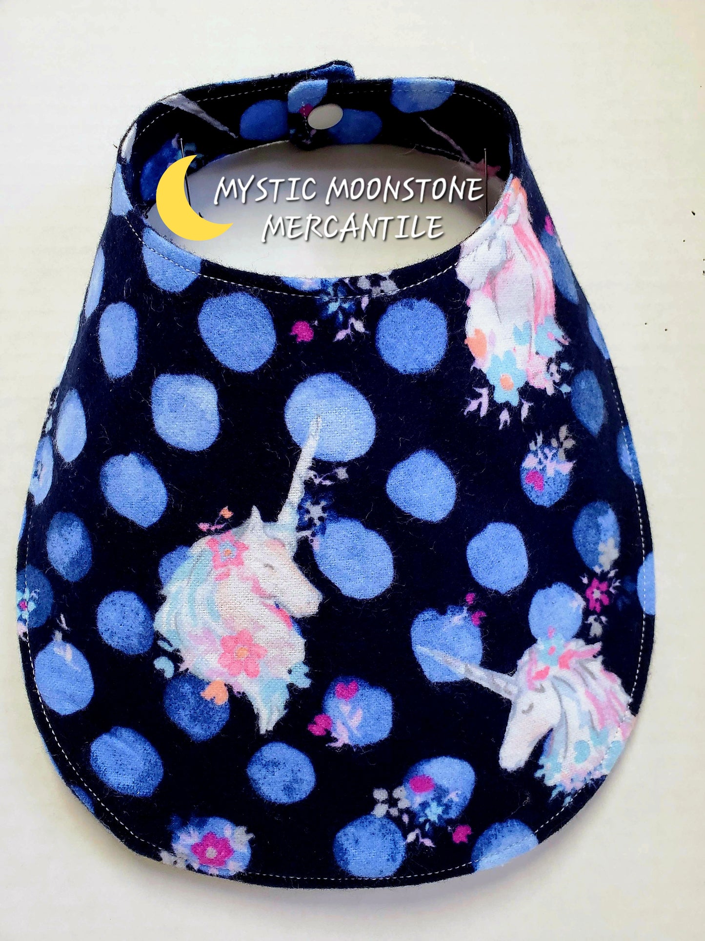 "UNICORNS AN BUBBLES" 100% COTTON FLANNEL DOUBLE SIDED BABY BIB WITH SAFTY SNAP.