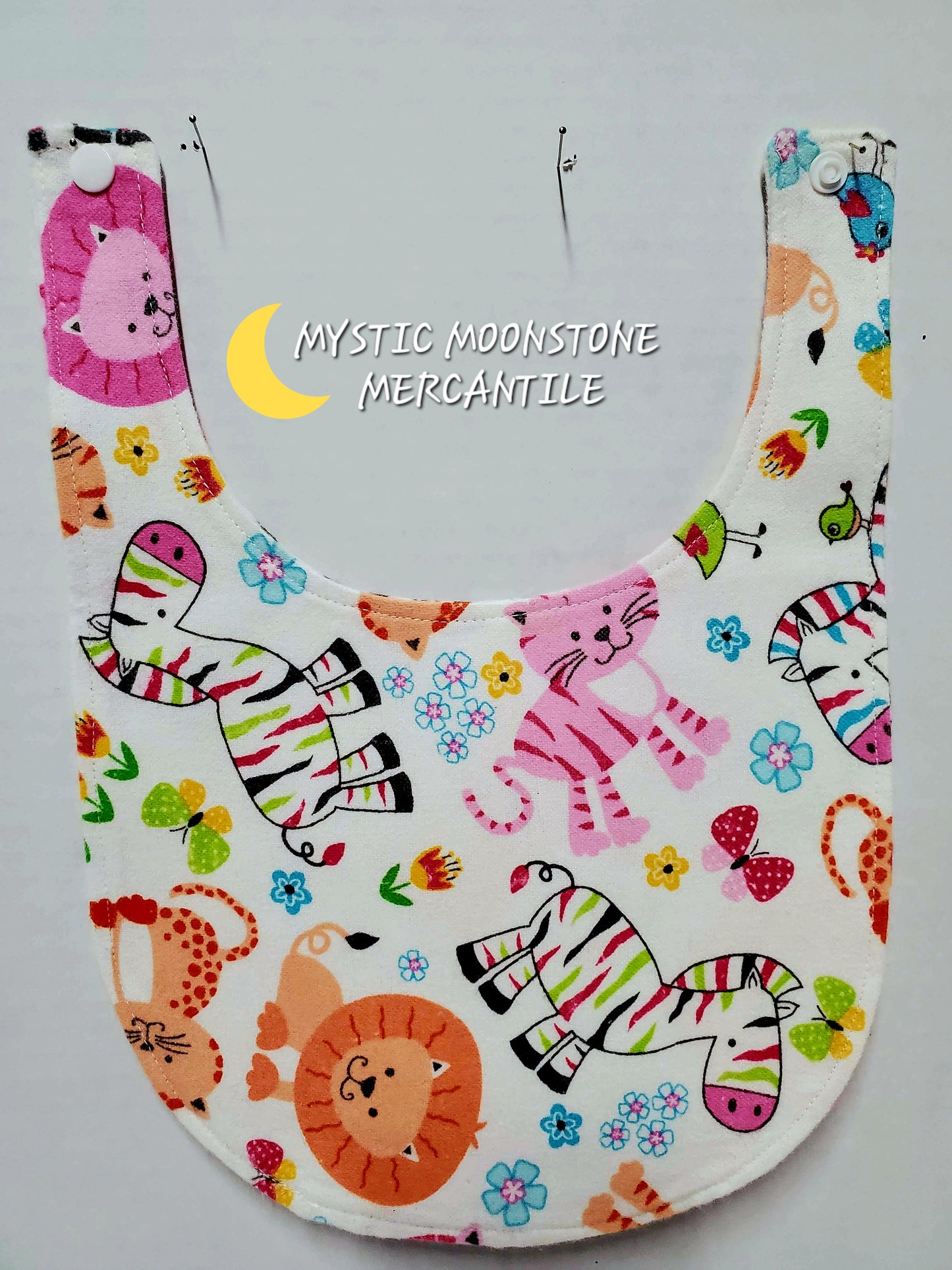 "SAFARI ANIMALS"  100% COTTON FLANNEL DOUBLE SIDED BABY BIB WITH SAFTY SNAP.