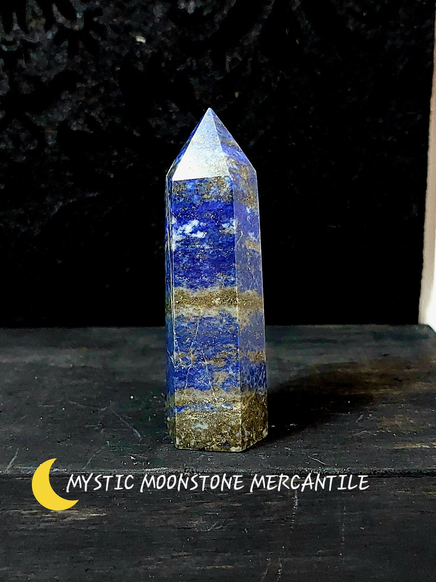 NATURAL LAPIS LAZULI TOWER