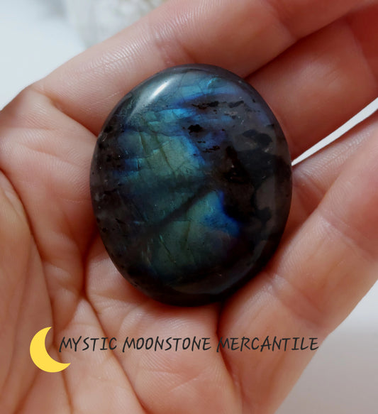 NATURAL LABRADORITE PALM WORRY STONE