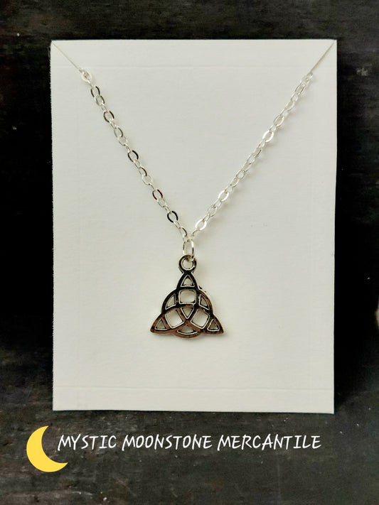 TRIQUETRA ANKLET