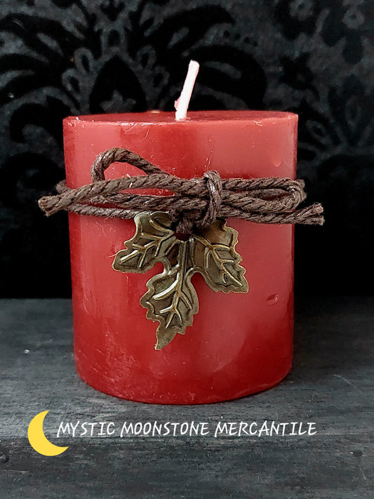 FALL PILLAR CANDLE  WITH LEAF CHARM