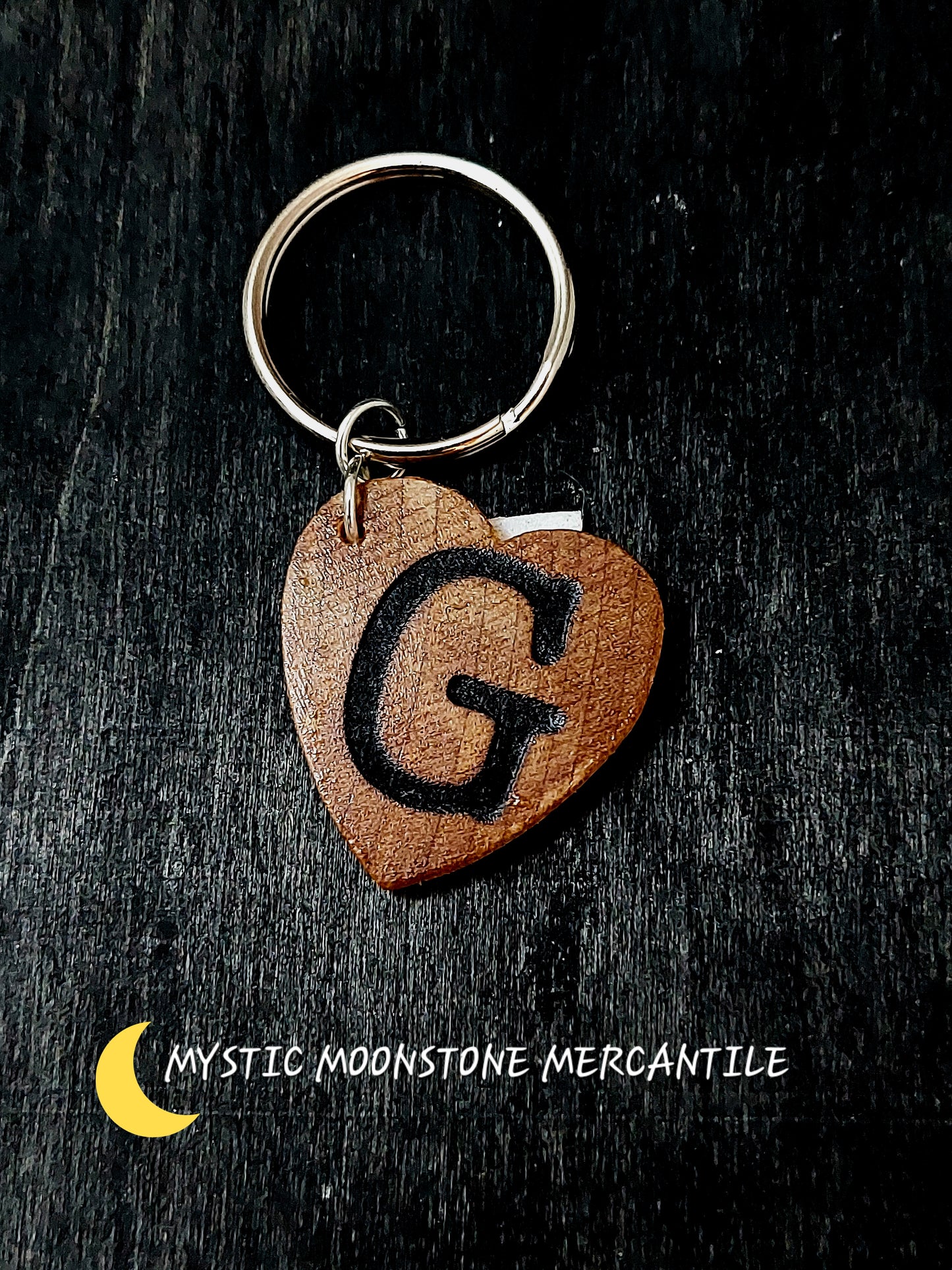 "G"  PERSONALIZED WOOD KEYCHAIN