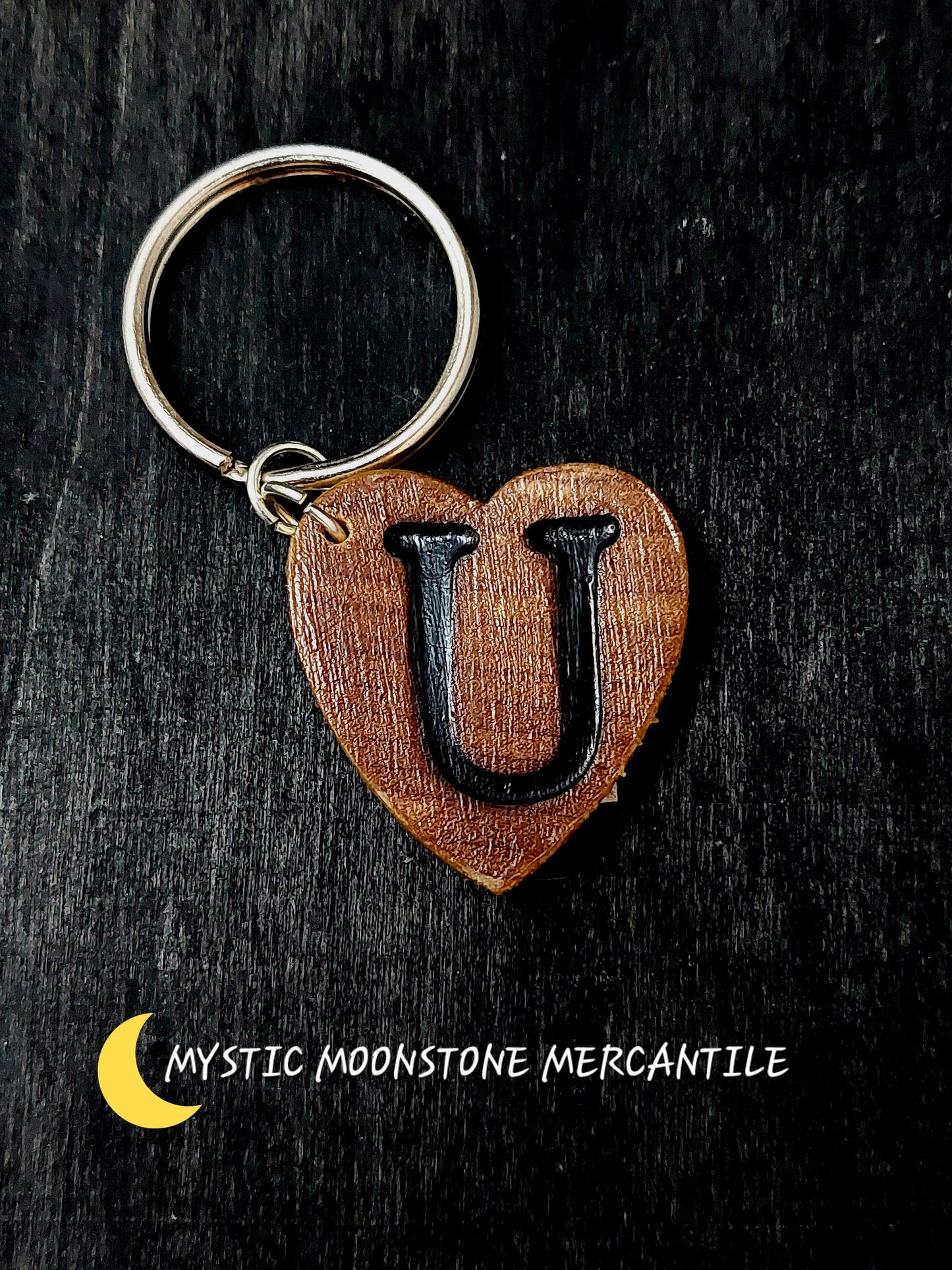 "U"  PERSONALIZED WOOD KEYCHAIN