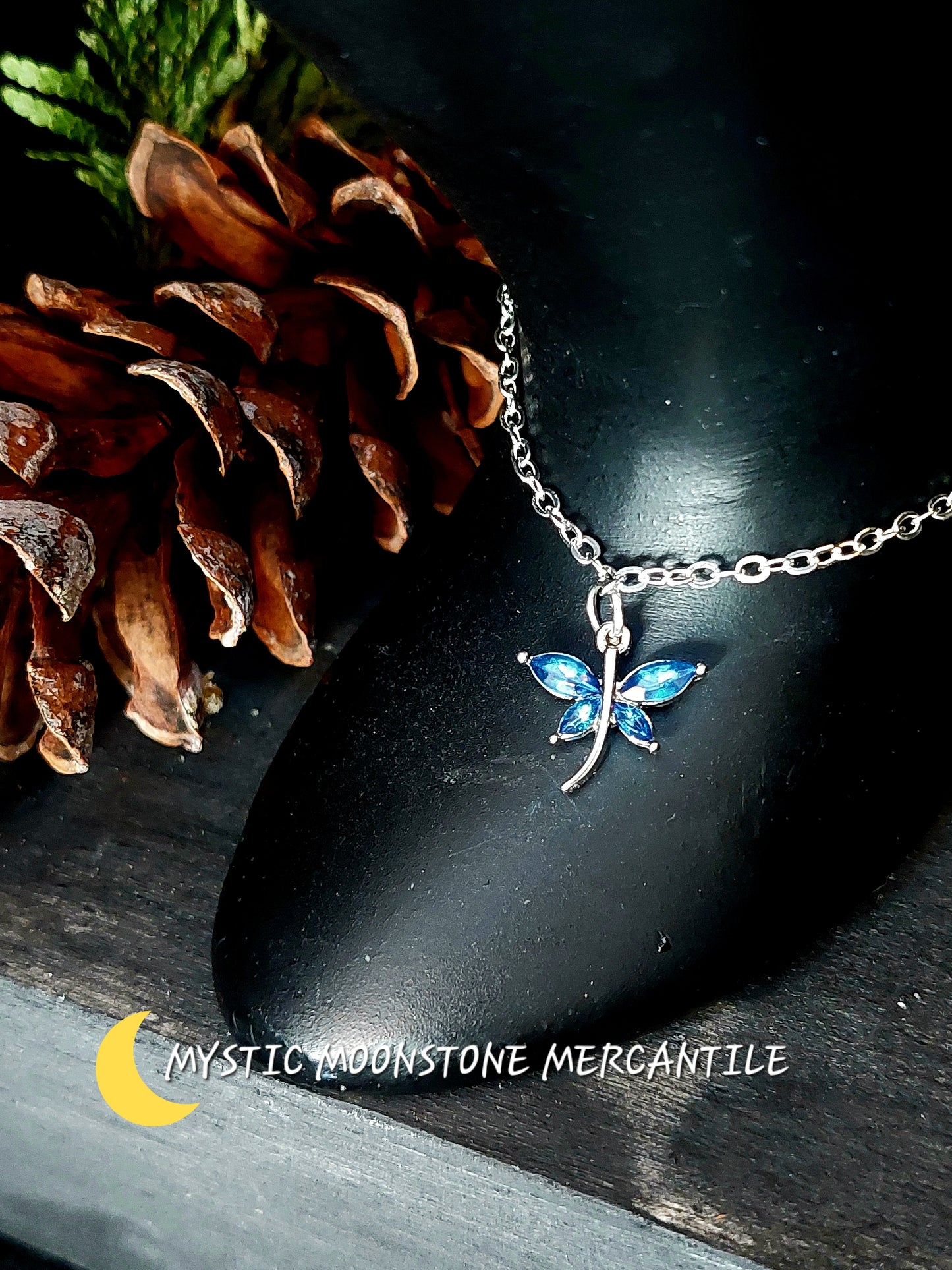 BLUE CRYSTAL DRAGONFLY BRACELET